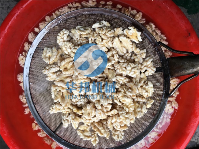 品種無(wú)限制都在用的核桃仁脫皮 華邦機(jī)械